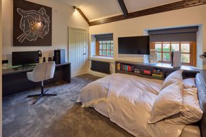 Photo 39- click for photo gallery